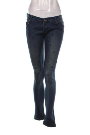 Γυναικείο Τζίν Bershka, Μέγεθος XL, Χρώμα Μπλέ, Τιμή 5,56 €