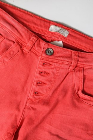 Damen Jeans Cheer, Größe S, Farbe Rot, Preis 4,74 €