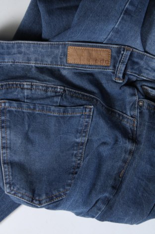 Dámske džínsy  Edc By Esprit, Veľkosť M, Farba Modrá, Cena  3,62 €