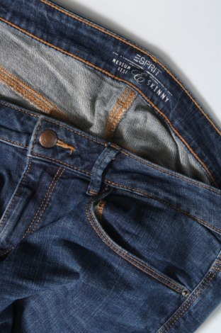 Dámske džínsy  Esprit, Veľkosť XL, Farba Modrá, Cena  16,44 €