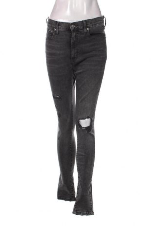 Damen Jeans Levi's, Größe M, Farbe Grau, Preis 12,45 €