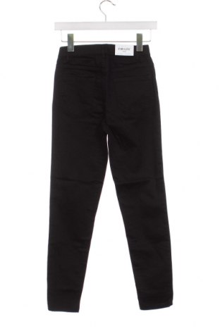 Dámske džínsy  New Look, Veľkosť XS, Farba Čierna, Cena  8,77 €