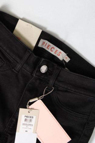 Damen Jeans Pieces, Größe XS, Farbe Schwarz, Preis € 9,46