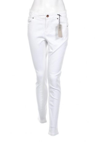 Дамски дънки Pulz Jeans, Размер L, Цвят Бял, Цена 17,40 лв.