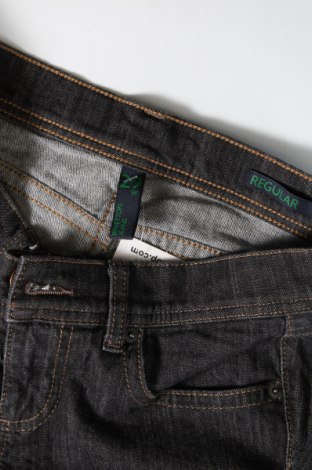 Damskie jeansy United Colors Of Benetton, Rozmiar M, Kolor Czarny, Cena 33,71 zł