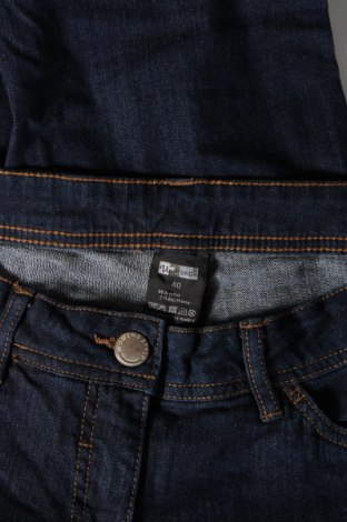 Dámske džínsy  Up 2 Fashion, Veľkosť M, Farba Modrá, Cena  3,45 €