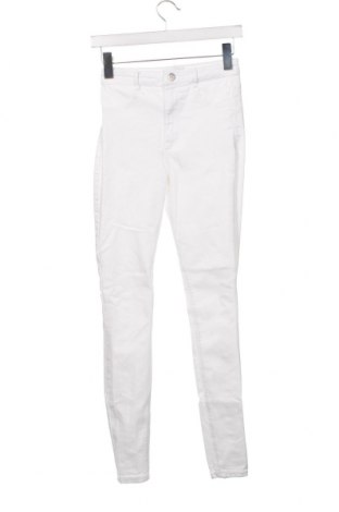 Γυναικείο Τζίν Zara, Μέγεθος XXS, Χρώμα Λευκό, Τιμή 11,40 €