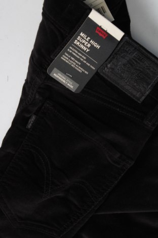 Дамски джинси Levi's, Размер XS, Цвят Черен, Цена 24,82 лв.
