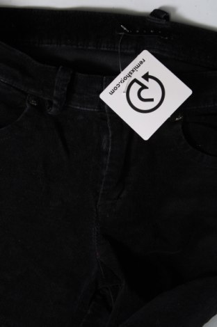 Дамски джинси Sisley, Размер M, Цвят Черен, Цена 7,35 лв.