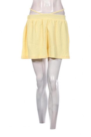 Γυναικείο κοντό παντελόνι ASOS, Μέγεθος M, Χρώμα Κίτρινο, Τιμή 6,31 €