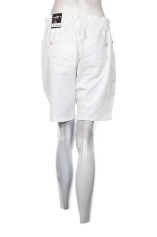 Pantaloni scurți de femei Blue Fire Co, Mărime M, Culoare Alb, Preț 101,97 Lei
