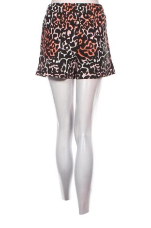 Γυναικείο κοντό παντελόνι Buffalo, Μέγεθος M, Χρώμα Πολύχρωμο, Τιμή 6,31 €