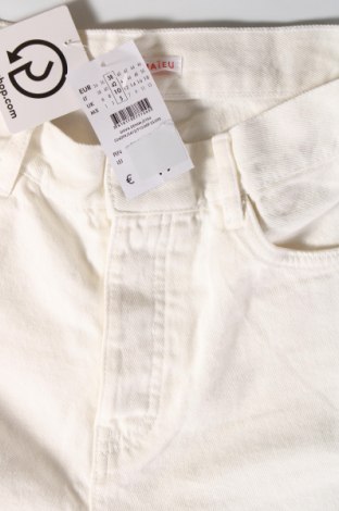 Pantaloni scurți de femei Camaieu, Mărime M, Culoare Ecru, Preț 101,97 Lei