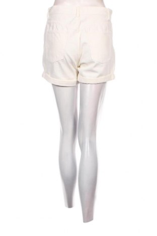 Pantaloni scurți de femei Camaieu, Mărime M, Culoare Ecru, Preț 101,97 Lei