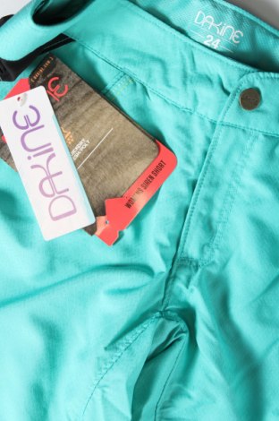Γυναικείο κοντό παντελόνι Dakine, Μέγεθος M, Χρώμα Πράσινο, Τιμή 13,36 €