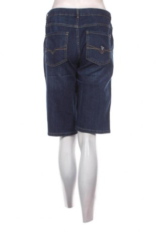 Γυναικείο κοντό παντελόνι Guess, Μέγεθος M, Χρώμα Μπλέ, Τιμή 36,45 €