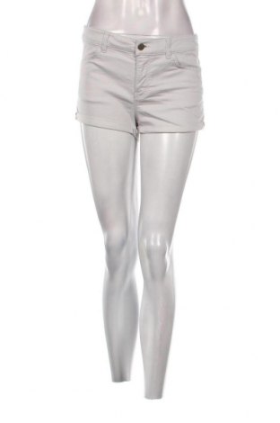 Дамски къс панталон H&M Divided, Размер S, Цвят Сив, Цена 7,53 лв.