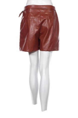 Дамски къс панталон Irl, Размер M, Цвят Кафяв, Цена 12,09 лв.