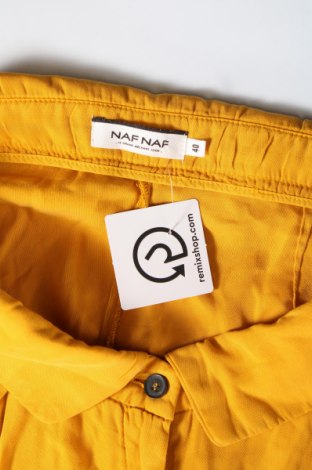 Pantaloni scurți de femei Naf Naf, Mărime M, Culoare Galben, Preț 35,53 Lei