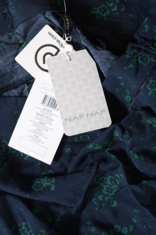 Дамски къс панталон Naf Naf, Размер L, Цвят Многоцветен, Цена 72,00 лв.