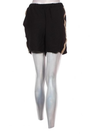 Дамски къс панталон New Laviva, Размер M, Цвят Черен, Цена 14,40 лв.