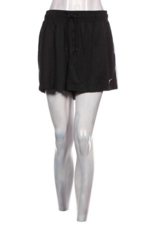 Γυναικείο κοντό παντελόνι Nike, Μέγεθος XL, Χρώμα Μαύρο, Τιμή 17,81 €
