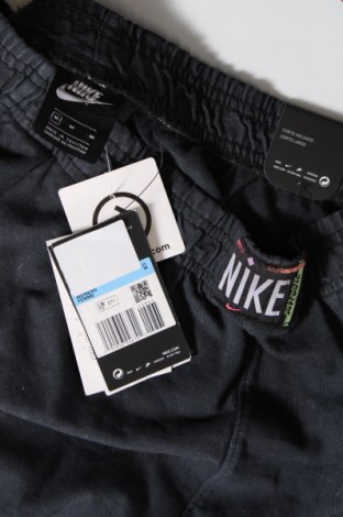 Damen Shorts Nike, Größe M, Farbe Grau, Preis 14,72 €