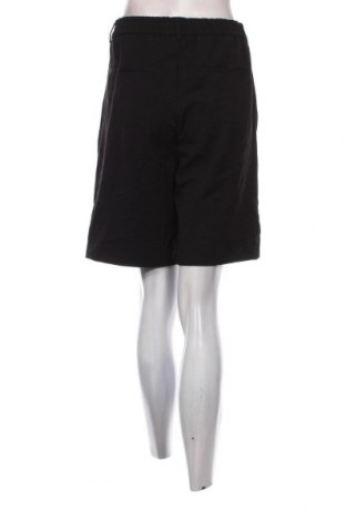 Дамски къс панталон Object, Размер L, Цвят Черен, Цена 72,00 лв.