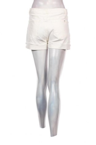 Damen Shorts O'neill, Größe S, Farbe Weiß, Preis 15,77 €