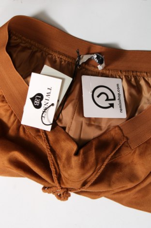 Дамски къс панталон TWINSET, Размер L, Цвят Кафяв, Цена 85,95 лв.