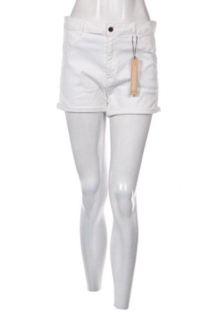 Pantaloni scurți de femei Tally Weijl, Mărime M, Culoare Alb, Preț 42,83 Lei