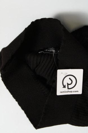 Γυναικείο κοντό παντελόνι Trendyol, Μέγεθος S, Χρώμα Μαύρο, Τιμή 5,20 €