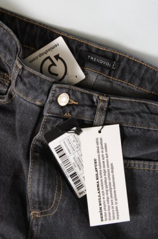 Γυναικείο κοντό παντελόνι Trendyol, Μέγεθος XS, Χρώμα Γκρί, Τιμή 37,11 €