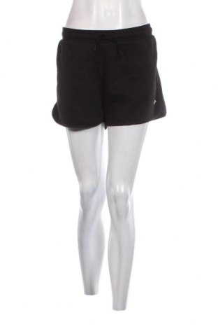 Γυναικείο κοντό παντελόνι Umbro, Μέγεθος XL, Χρώμα Μαύρο, Τιμή 5,57 €