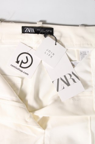 Дамски къс панталон Zara, Размер S, Цвят Бял, Цена 40,00 лв.