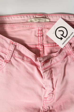 Дамски къс панталон Zara Trafaluc, Размер M, Цвят Розов, Цена 5,10 лв.