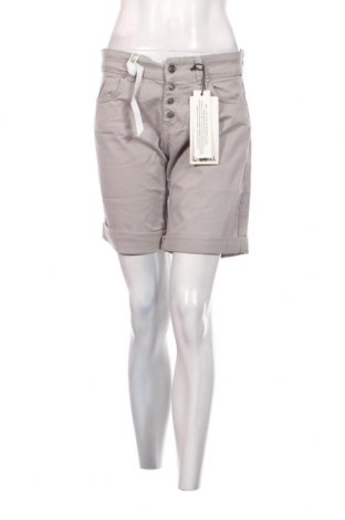 Дамски къс панталон Zhrill, Размер M, Цвят Сив, Цена 15,12 лв.