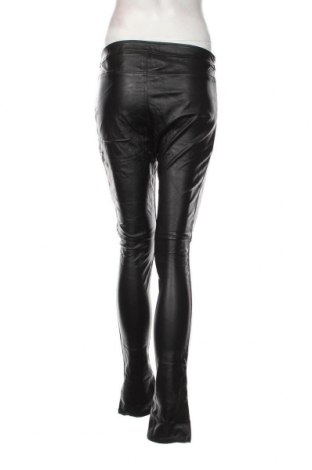 Дамски кожен панталон H&M Divided, Размер M, Цвят Черен, Цена 6,67 лв.
