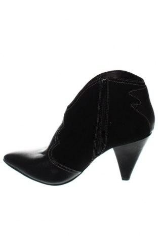 Дамски обувки New Look, Размер 40, Цвят Черен, Цена 12,87 лв.