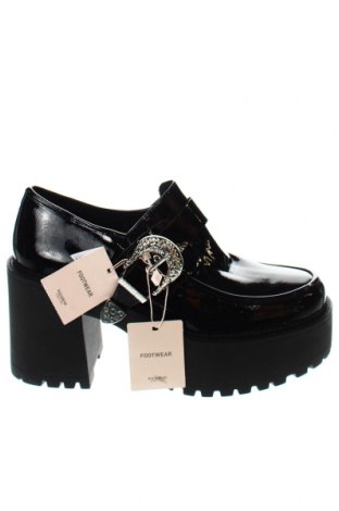 Дамски обувки Pull&Bear, Размер 41, Цвят Черен, Цена 55,80 лв.