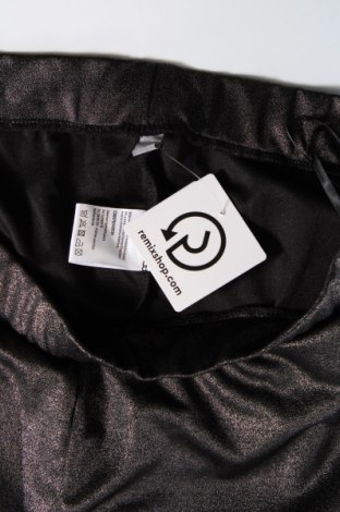 Damenhose, Größe XL, Farbe Silber, Preis € 20,18