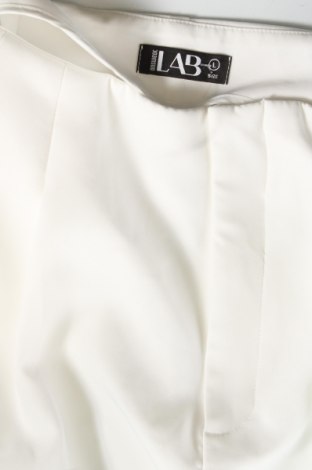 Γυναικείο παντελόνι Answear, Μέγεθος M, Χρώμα Λευκό, Τιμή 14,94 €