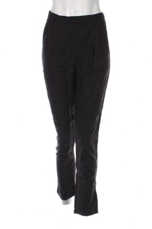 Γυναικείο παντελόνι Bershka, Μέγεθος XL, Χρώμα Μαύρο, Τιμή 4,49 €