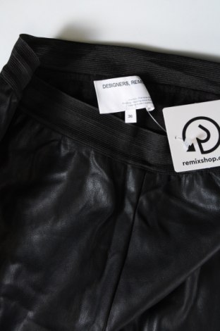 Γυναικείο παντελόνι δερμάτινο Designers Remix, Μέγεθος S, Χρώμα Μαύρο, Τιμή 7,57 €