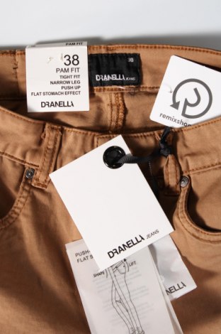 Дамски панталон Dranella, Размер M, Цвят Бежов, Цена 87,00 лв.