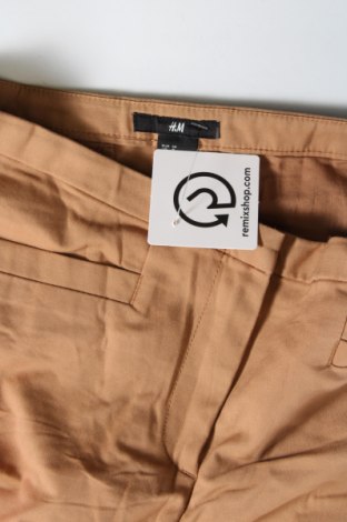 Pantaloni de femei H&M, Mărime M, Culoare Alb, Preț 95,39 Lei