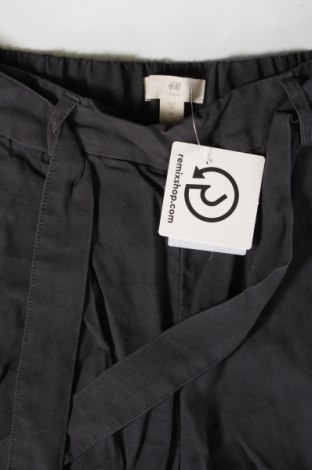 Pantaloni de femei H&M L.O.G.G., Mărime XXS, Culoare Gri, Preț 17,17 Lei