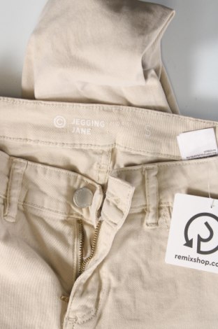 Дамски панталон Jane, Размер S, Цвят Бежов, Цена 16,80 лв.