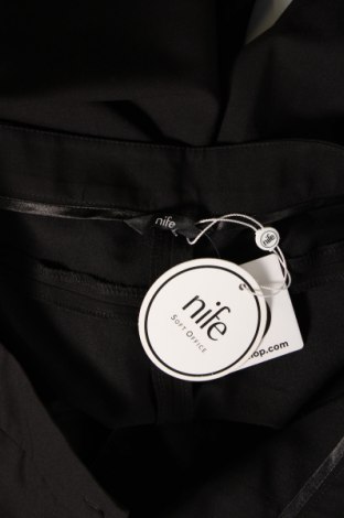 Γυναικείο παντελόνι Nife, Μέγεθος XL, Χρώμα Μαύρο, Τιμή 30,23 €