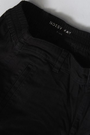 Γυναικείο παντελόνι Noisy May, Μέγεθος S, Χρώμα Μαύρο, Τιμή 3,59 €